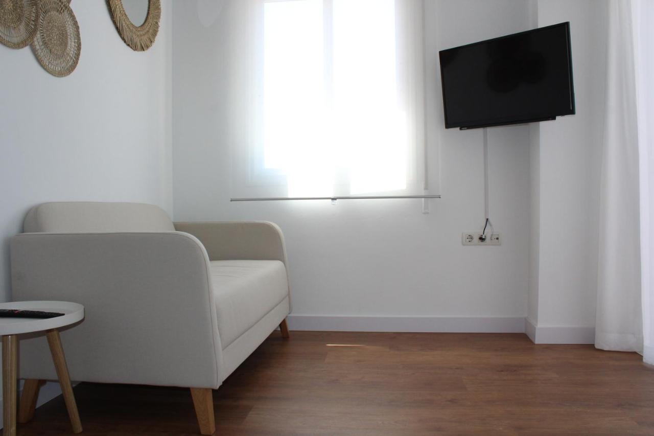 Beautiful Brand New 2 Bedroom Flat With Terrace Malaga Exterior photo